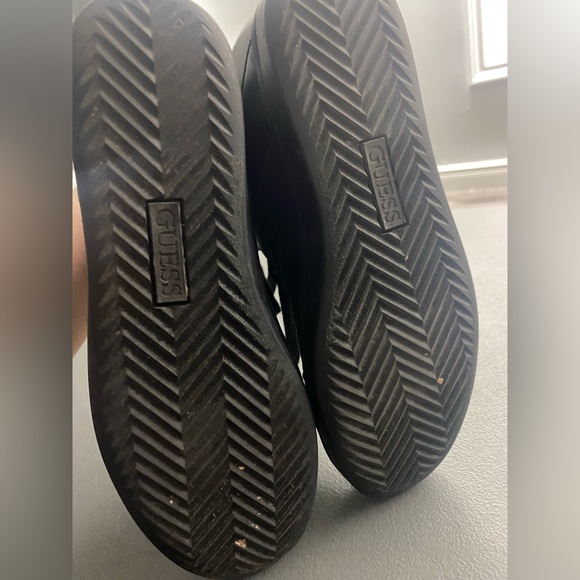 Guess size 8 heel sneaker bling gem - Picture 6 of 10